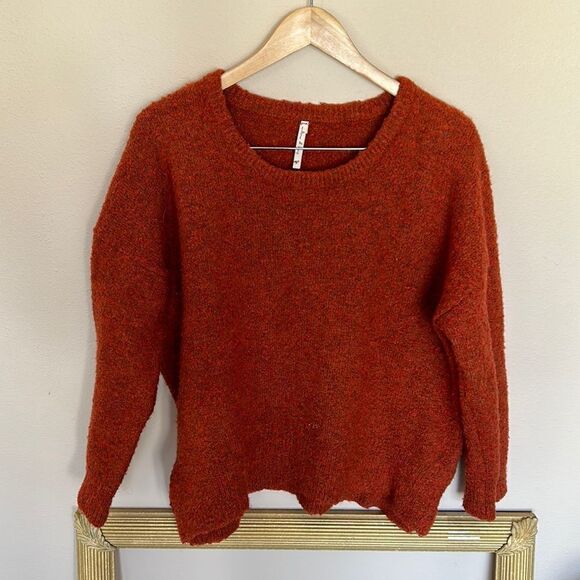 Women's Willow & Clay Cozy Crewneck Sweater Size M - Picture 1 of 4
